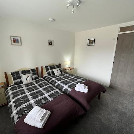 The Wee Hoose Near Loch Ness, Private Garden, Private Parking Villa ดรัมนาดรอคิท ภายนอก รูปภาพ